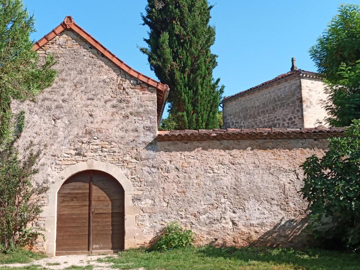 Bed and Breakfast Les Granges De L Abbaye Ginals Exterior foto